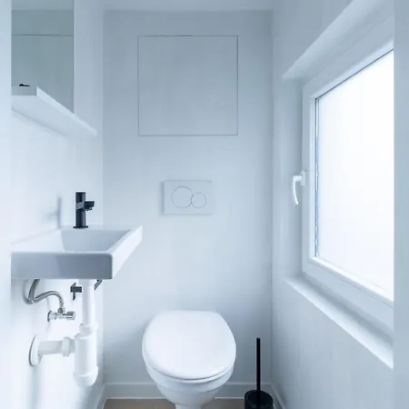 Sleek - Urban Elegance In The Heart Of Apartment Ghent